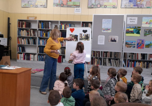 Lilia dołożyła obrazek z mamą koźlątek po stronie z dobrym sercem.