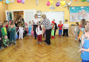 Koronacja Króla Balu - Wojtka z grupy Misiaczków.