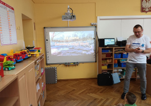 Przedszkolaki dowiedziały się kiedy obchodzony jest Światowy Dzień Wody.