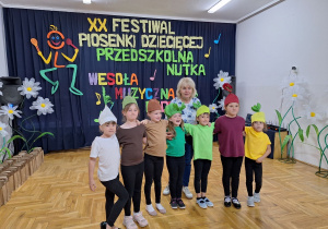 Wspólne zdjęcie pani Reni i jej podopiecznych.