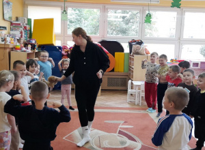 Zajęcia ruchowe „Rude Fikołki”