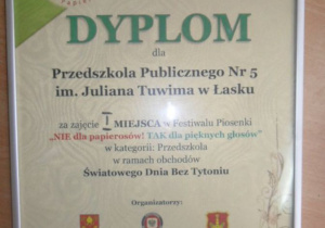 Dyplom dla Przedszkola Publicznego nr 5 w Łasku za zajęcie I miejsca.