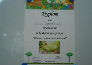 Dyplom dla Mai Cybulskiej za zdobycie wyróżnienia.