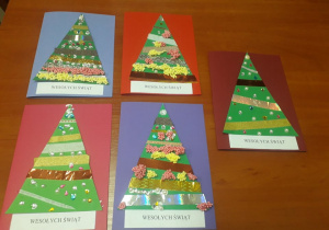 Estetyczne i wypracowane kartki świąteczne będą prezentem dla bliskich.