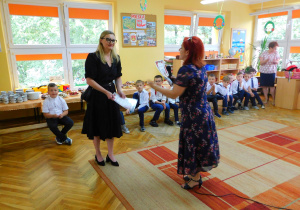 List gratulacyjny otrzymała pani Sylwia, mama Julii.