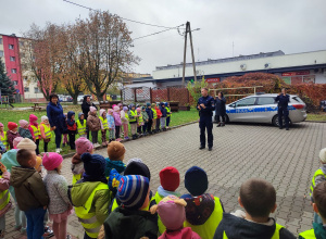 „Bezpieczna droga do przedszkola” - spotkanie z policjantem
